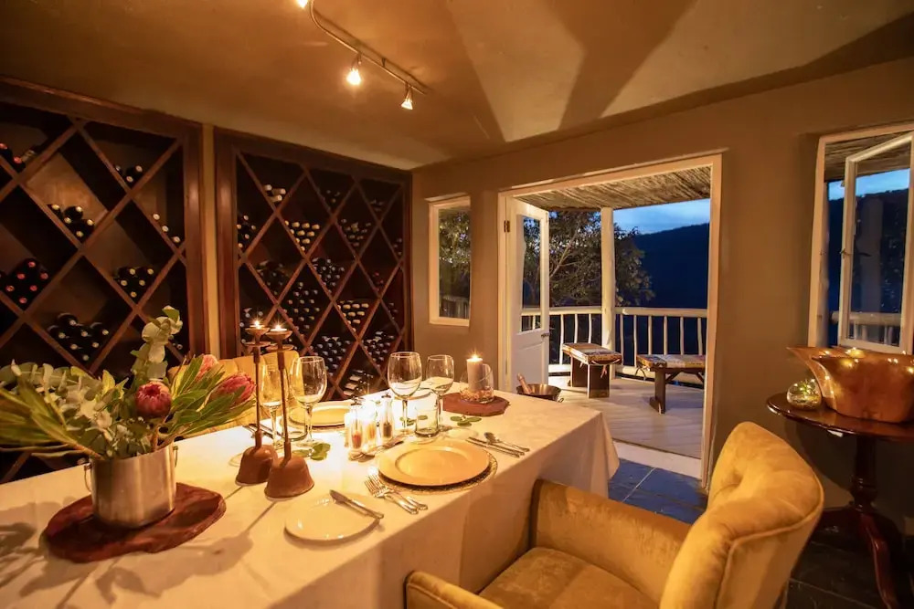 Clifftop Exclusive Safari Hideaway Lodge - All Inclusive