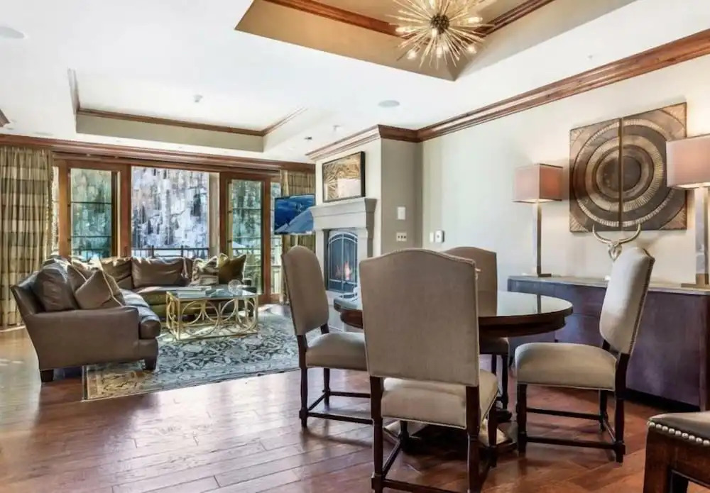 Platinum Vail Ritz-carlton 4 Bedroom Mountain Residence Just One Block From the Eagle Bahn Gondola