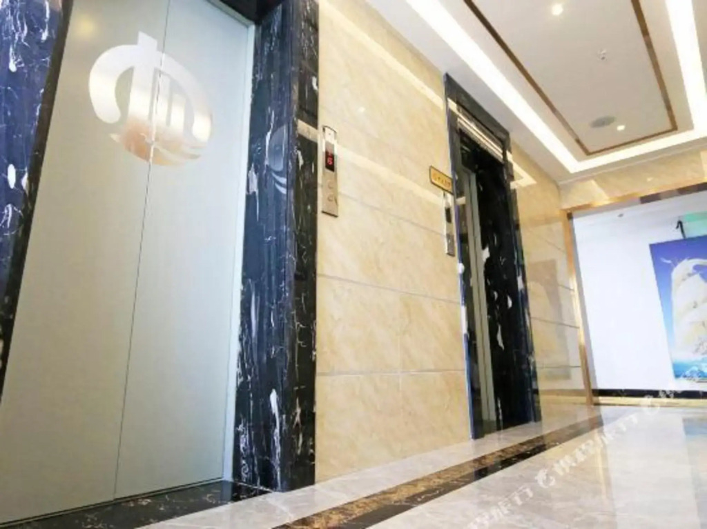 Qinye Hotel