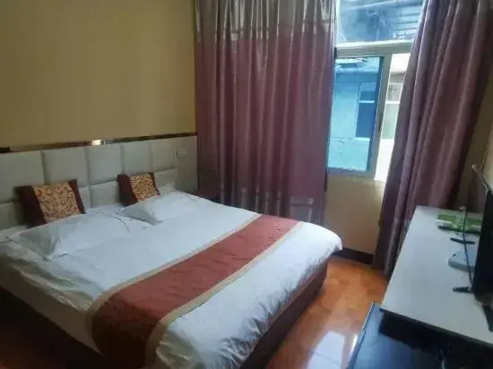 Lishui Chengzhong Hotel