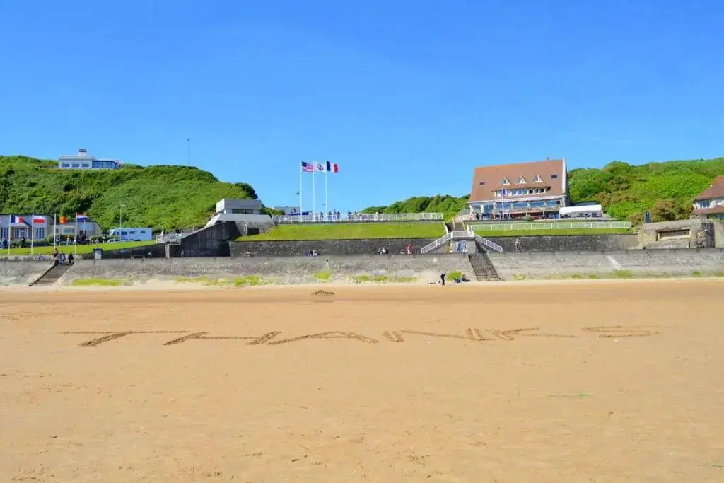 Maison de 3 chambres avec vue sur la mer jardin clos et wifi a Saint Laurent sur Mer