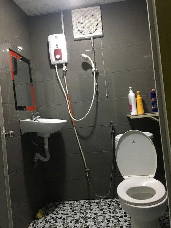 Can Tho Riverside Hostel