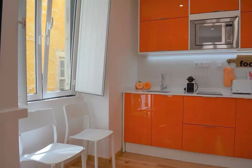 Cais do Sodré Duplex by Homing