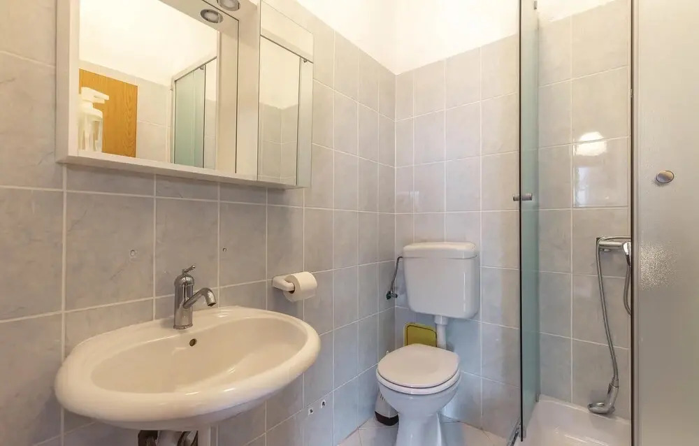 Amazing Home in Jadranovo With Wifi, 3 Bedrooms and Outdoor Swimming Pool