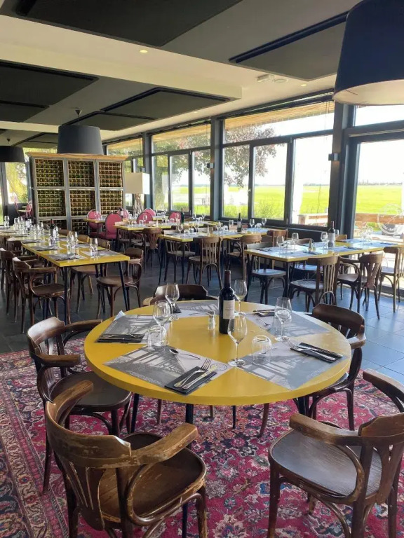Logis Hôtel & Restaurant de lAérodrome de la Baie de Somme