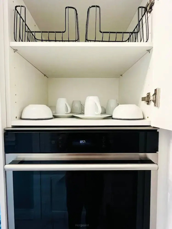 Luxury Entire Holiday Apartment - Self Checkin & Checkout