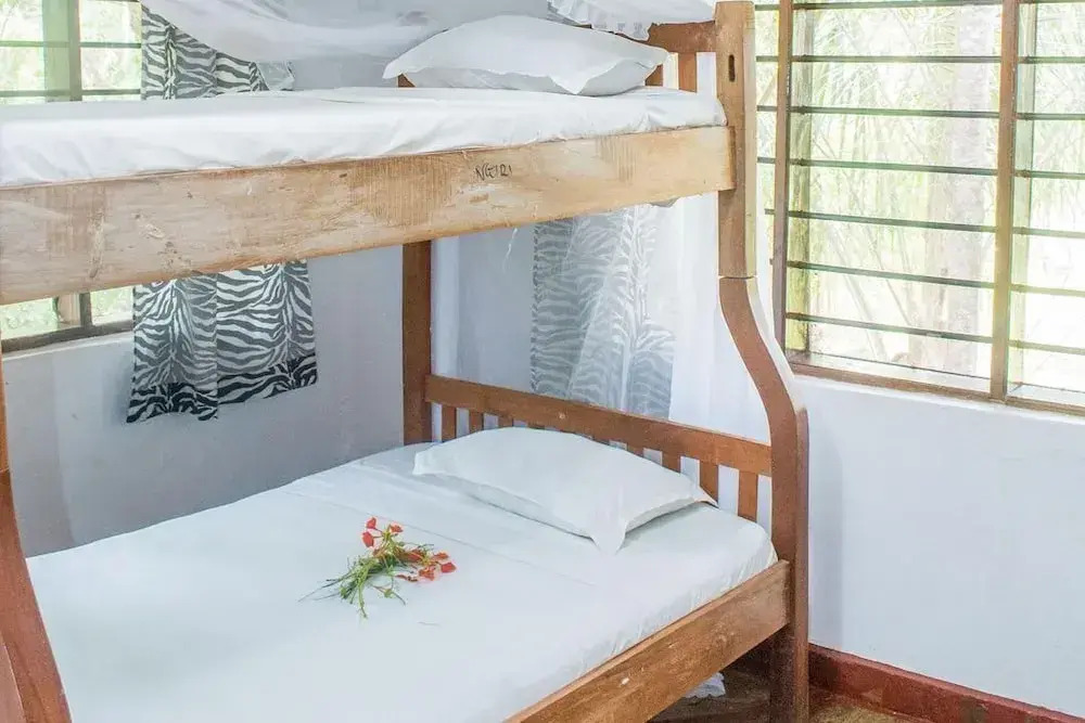 Kijani Cottages DianiBeach