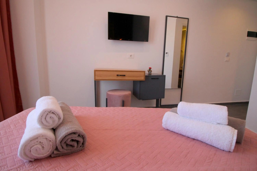 Blue Eye Hotel