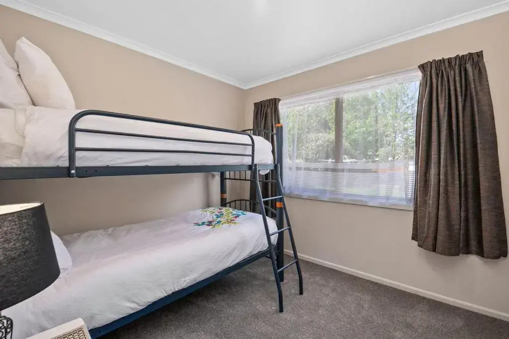 Wendy’s Bach - Taupo Holiday Home
