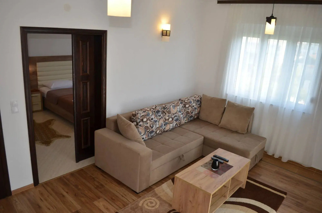 B&B Lovac Pool & Spa