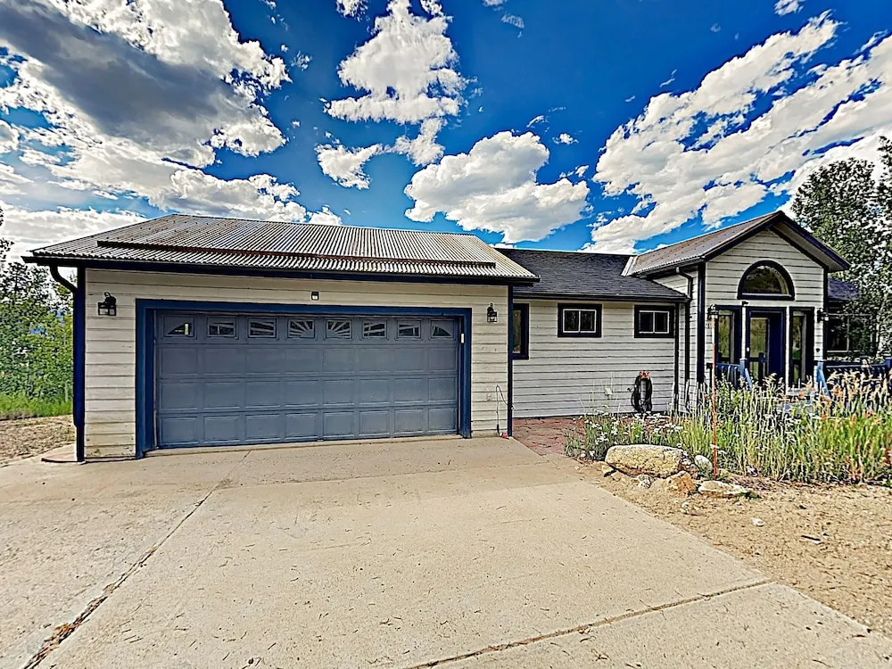 New Listing! Mountain-view At Granby Ranch 4 Bedroom Home