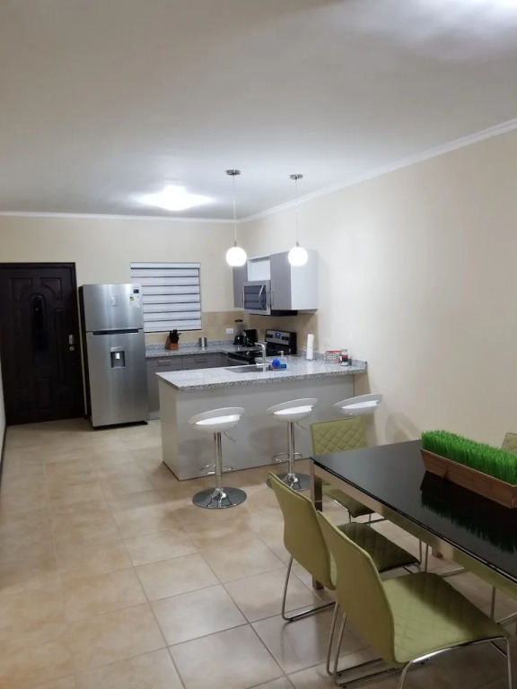 Gold Coast - Beautiful 2 Bedroom Town House