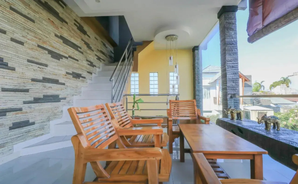 OYO 1836 Aeena Village