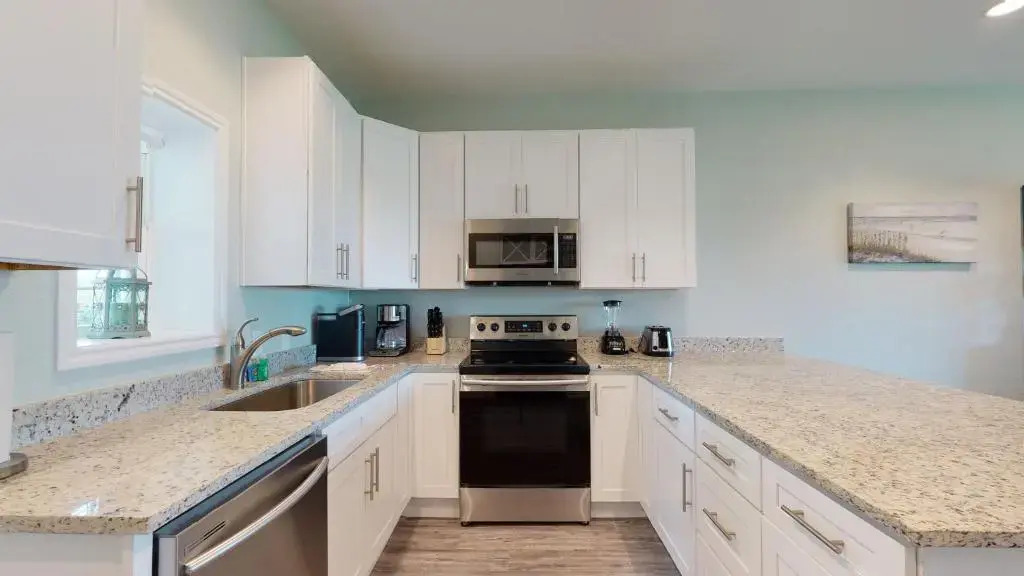 IR45 Bottom Floor Condo, 3 Bedrooms 2 Bath, View of Shared Pool, Boardwalk