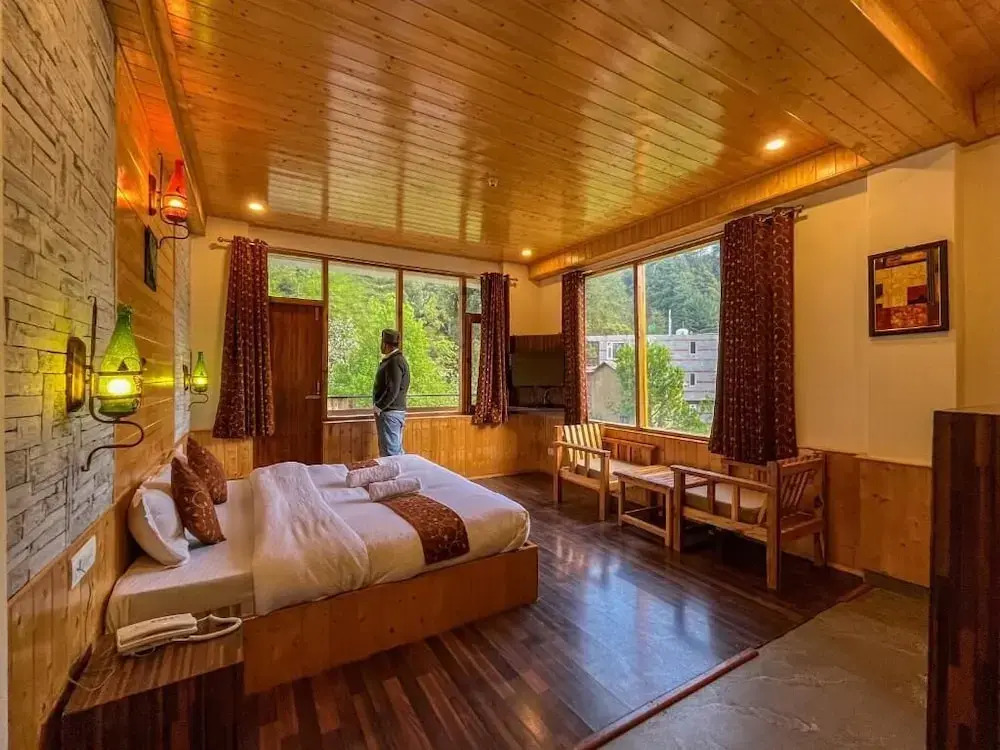 17 Milestone Riverside by Shivaneel Hospitality