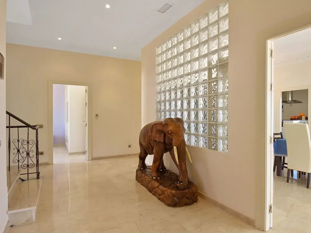 Gorgeous Villa in Benalmádena with Hot Tub & Pool