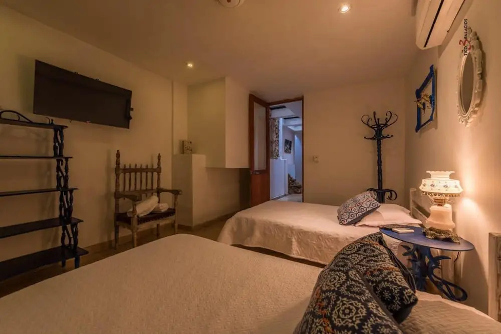 w Magnificent 6BR House w AC in Cartagena