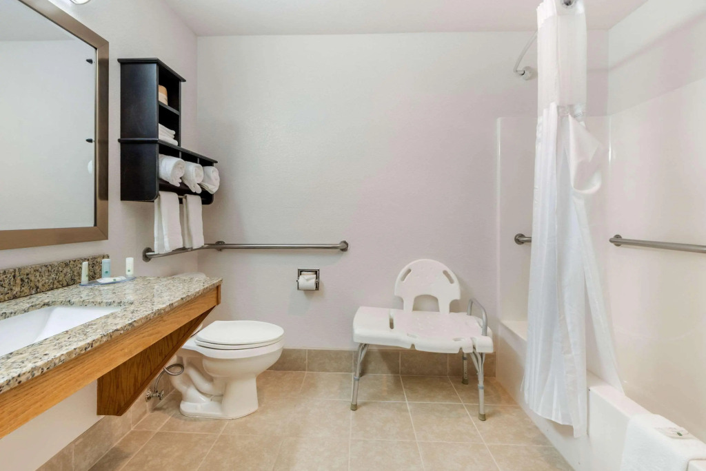 Quality Inn & Suites South Fork - Wolf Creek