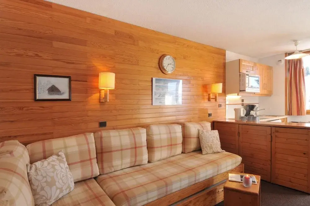 Belle Plagne Two-Roomed Flat on Slopes for 5 People of 28 Mâ² Tq05