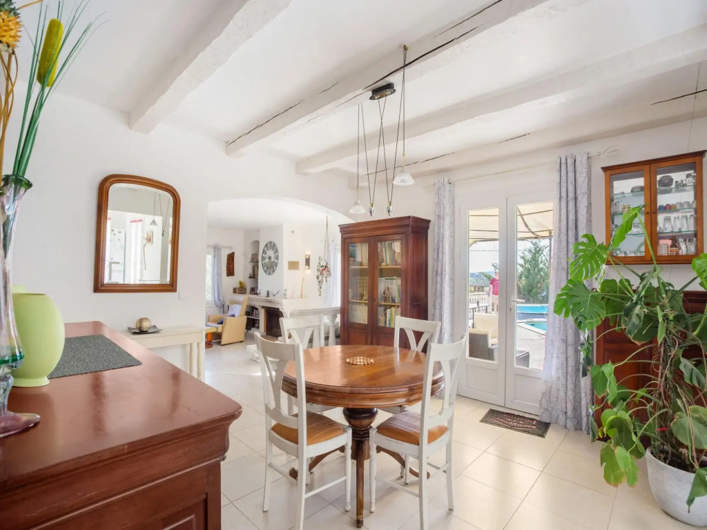 Villa in Vidauban with Pool and BBQ Terrace