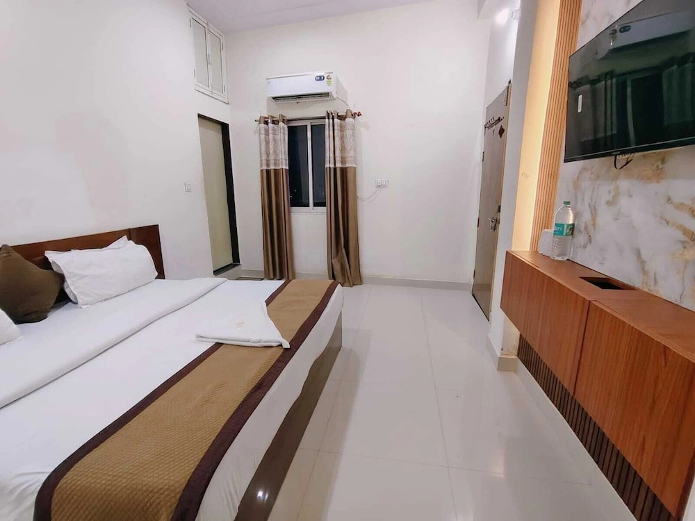 Radhe Shyam Resort By HRG Vrindavan