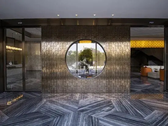 Huake Xinyi Hotel