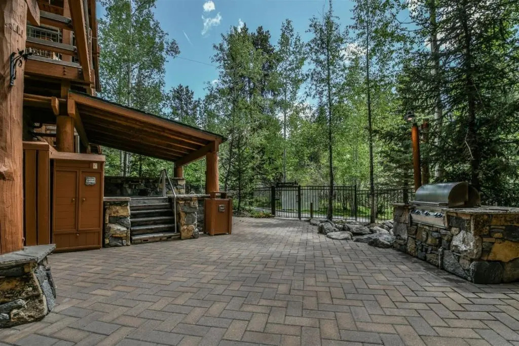 803 2 Jackpine