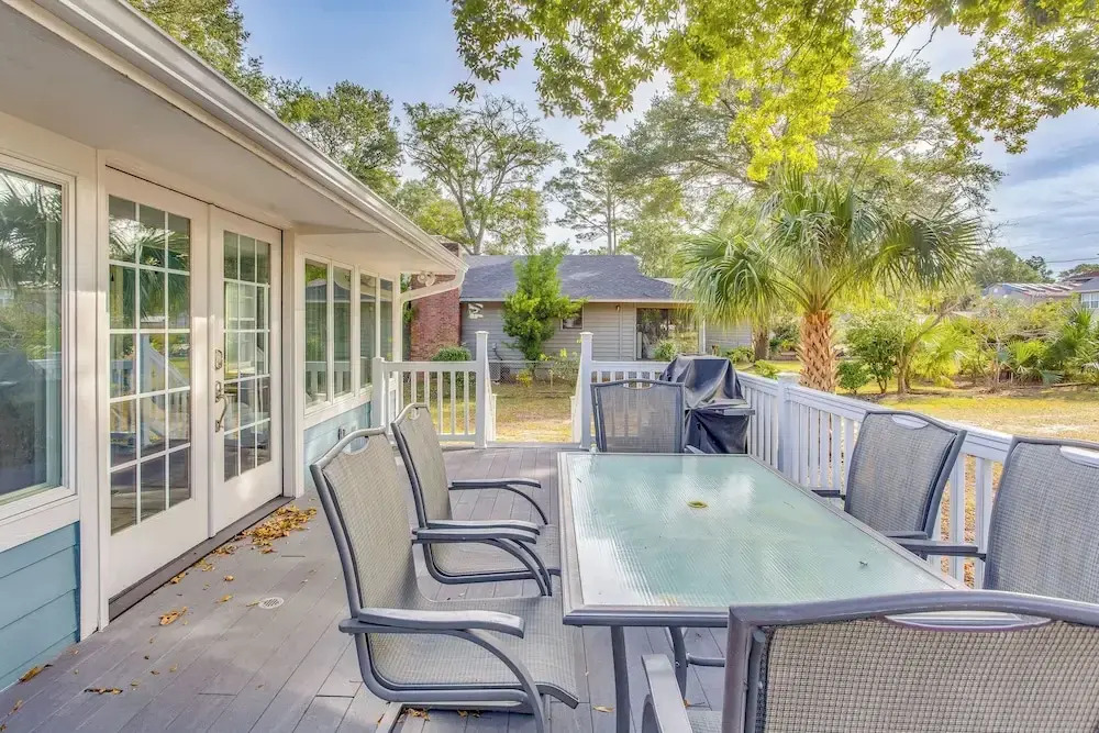 Walk to Ocean: Home w/ Deck in North Myrtle Beach
