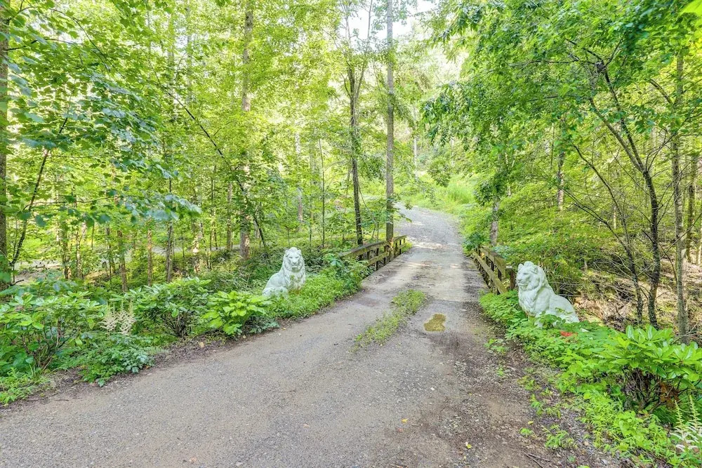 Unique Mountain-view Dome Home in Weaverville