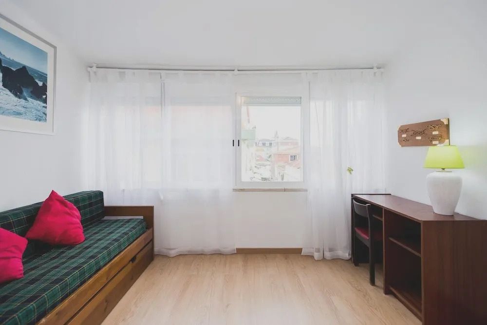 Apartment With one Bedroom in Cascais, With Wonderful City View, Balcony and Wifi - Near the Beach