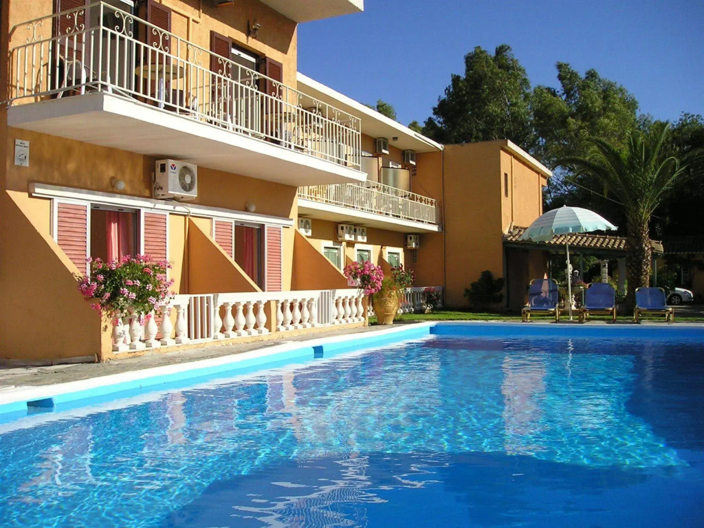 River Studios & Apartments