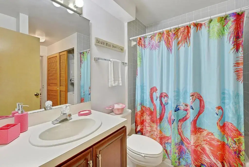 Hibiscus 303-D, 2 Bedrooms, Ocean View, Pool Access, Sleeps 5