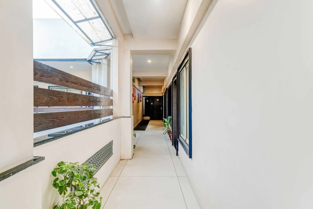 Townhouse Oak Dewas Junction