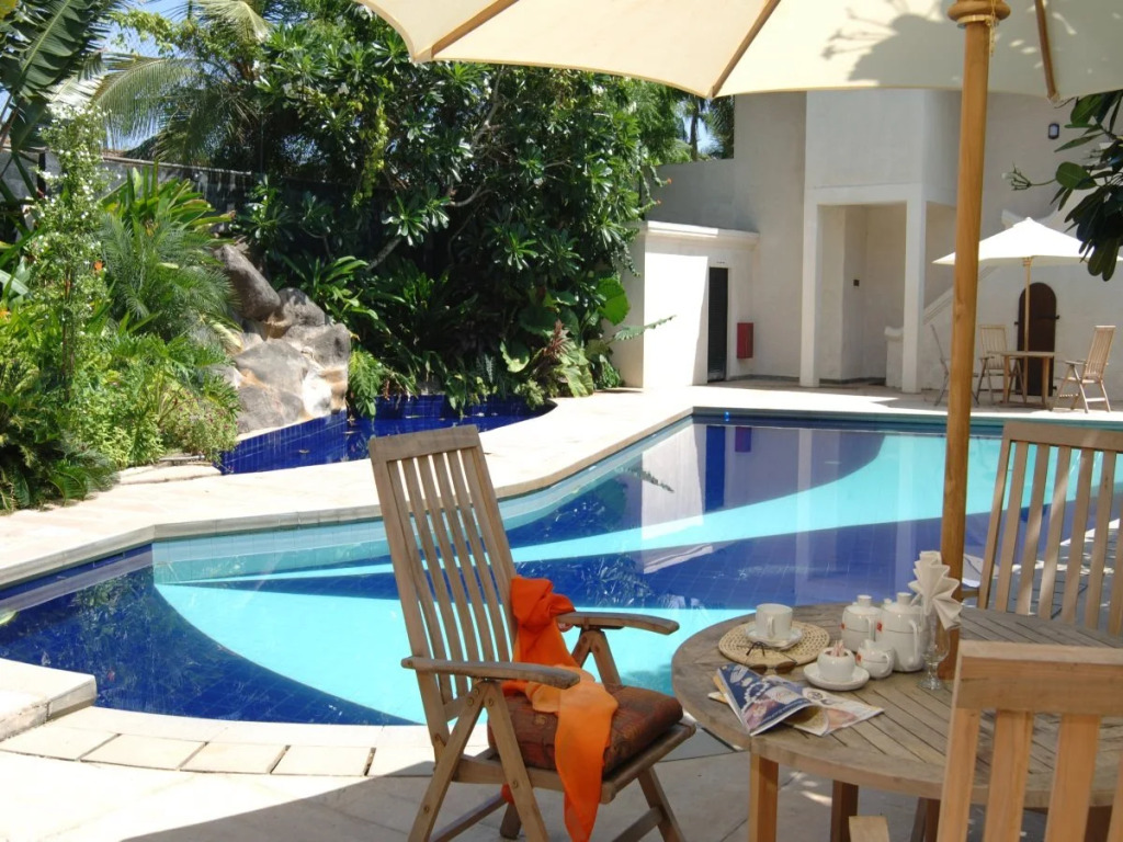 Hibiscus Beach Hotel & Villas - 10 percent off on all Food & Beverages