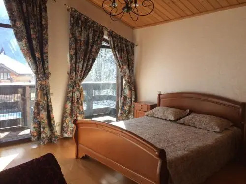 Chalet Mobius