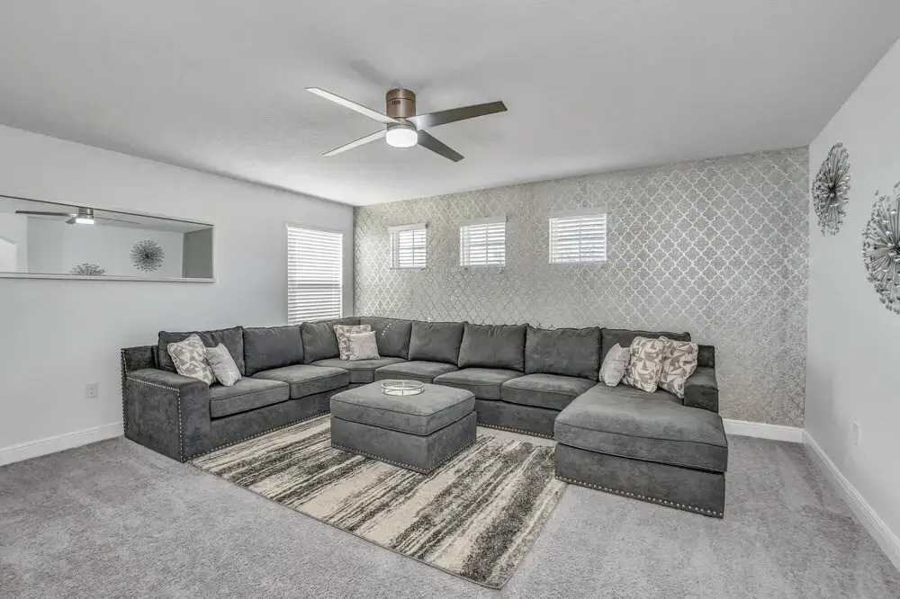5BR Luxury Family Home - Pool Netflix And BBQ