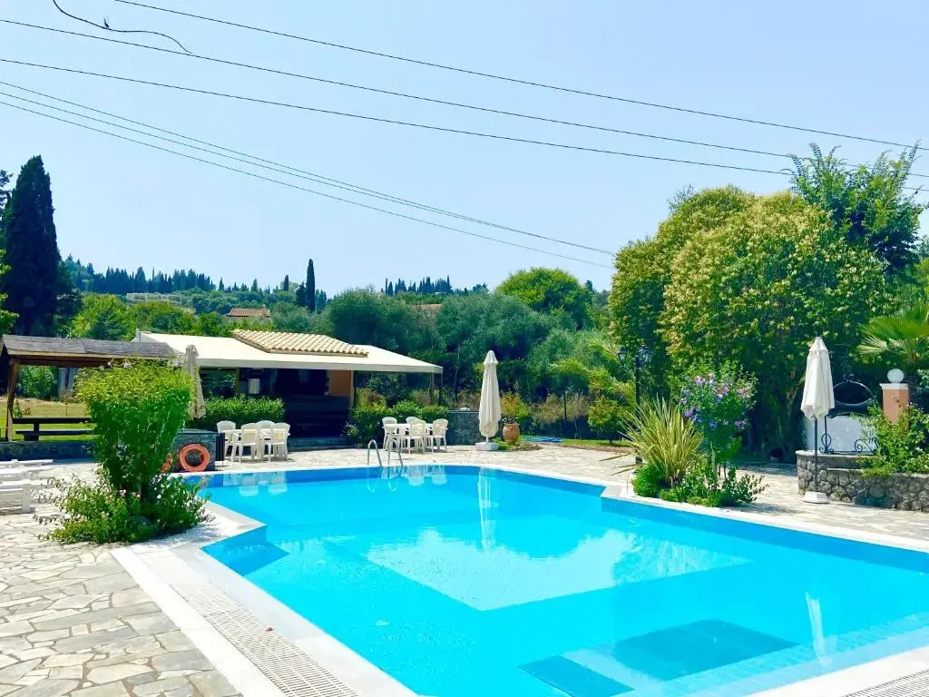 Villa Rosalia Apartments & Studios with Pool by Hotelius