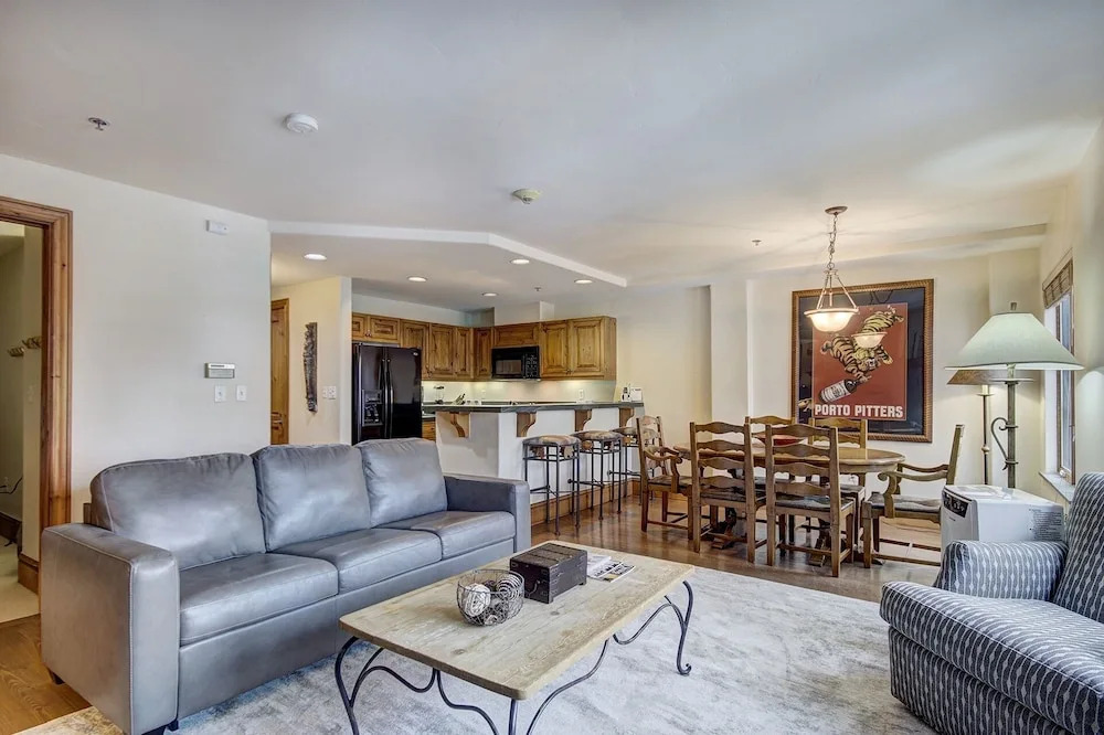 1BR Plus Den, Heart of Beaver Creek Village