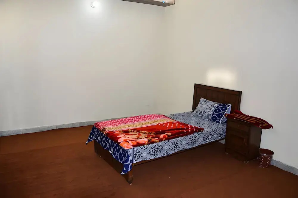 Kashees Lodges