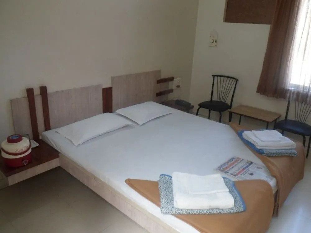 Hotel Rajmahal