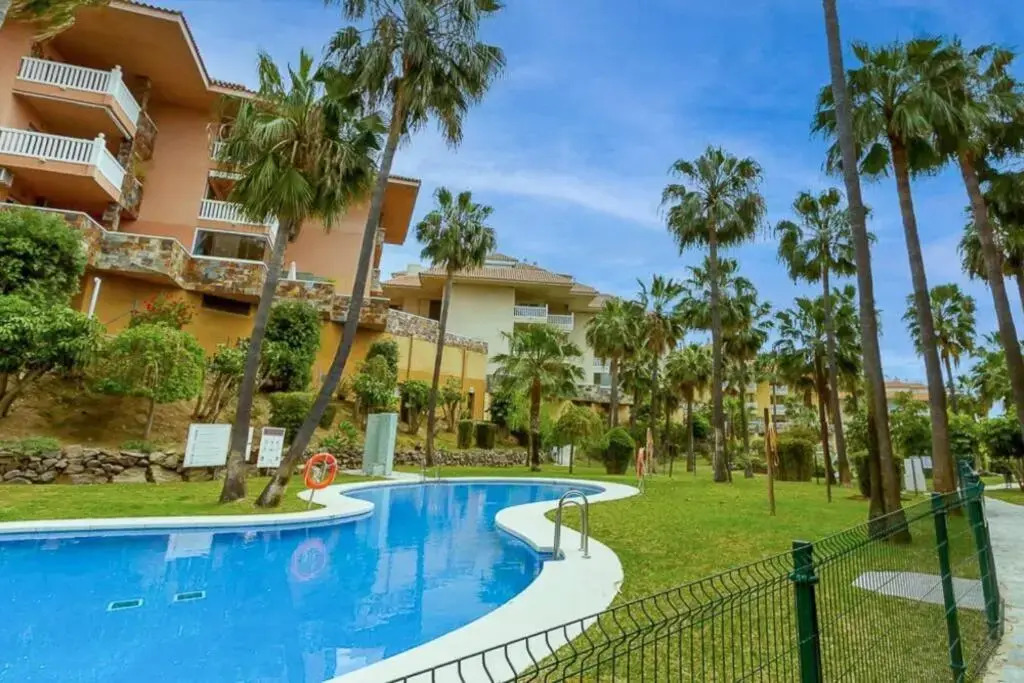 15-Modern Apartment in Higueron, Fuengirola!