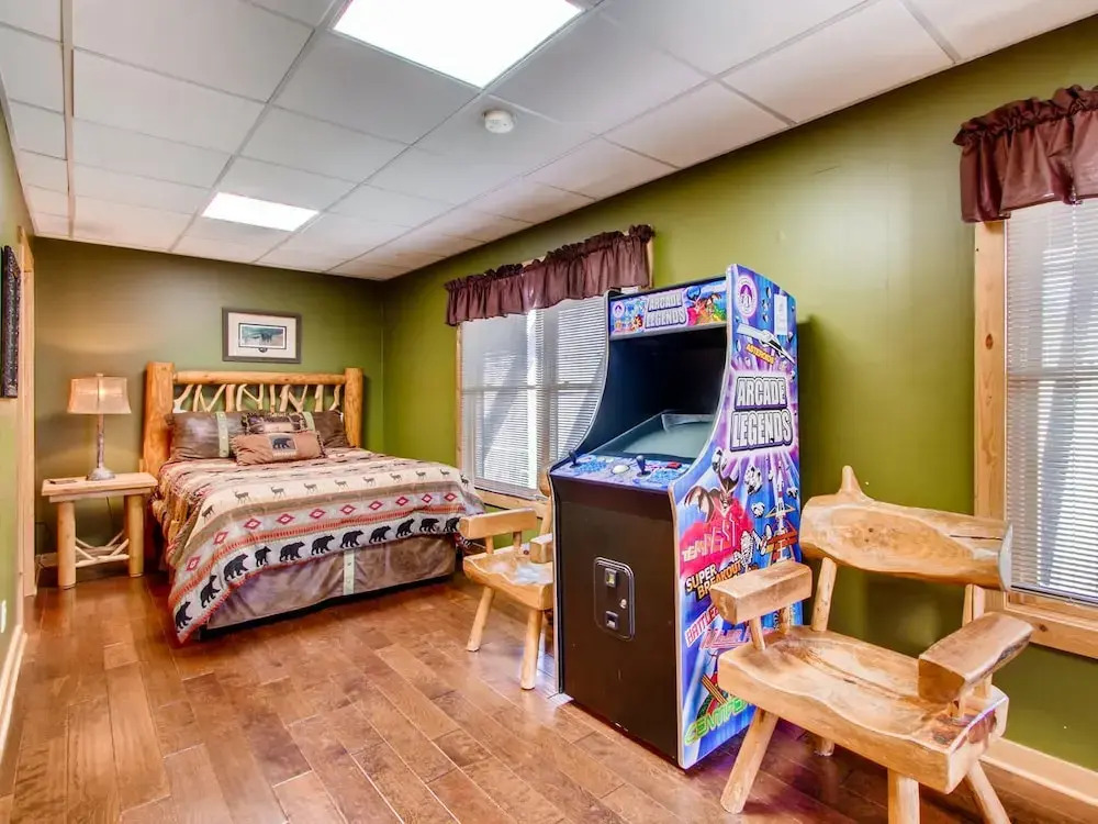 Acorn Ridge 2 Bedrooms 2 Bathrooms Cabin