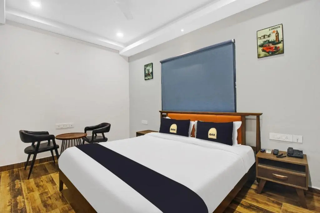 Super Townhouse OAK Hitec City Near Image Hospital