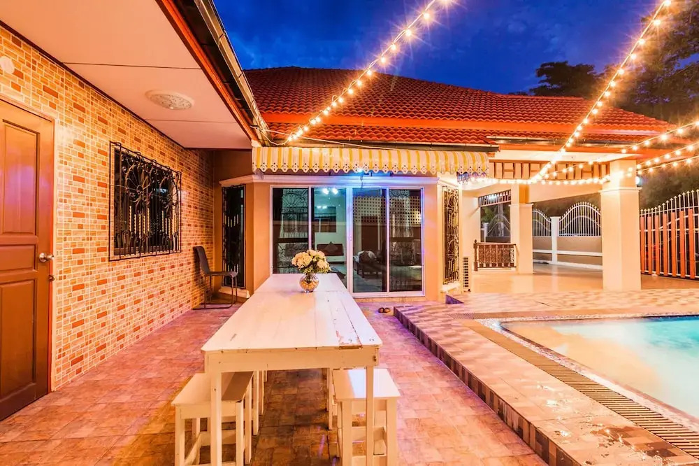 Baan Bowa Pool Villa By Pinky