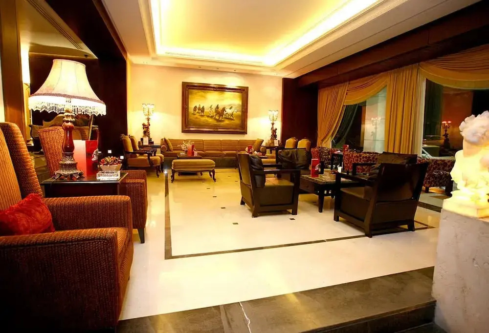 Markazia Suites