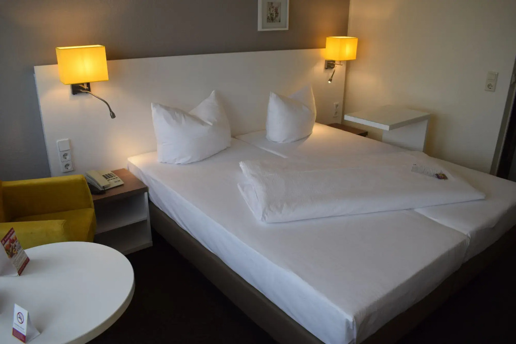 Отель astral Inn Hotel Leipzig
