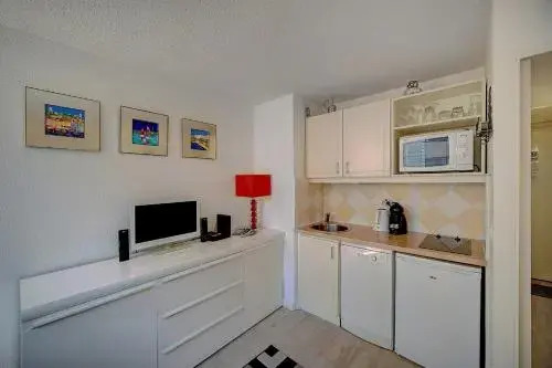 Immogroom - 2 Min From The Beaches - Ac- Swimming Pool -Congressbeaches