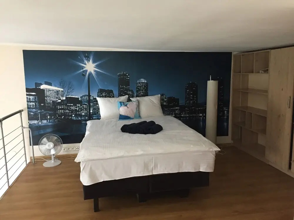 Blue Books Apartments