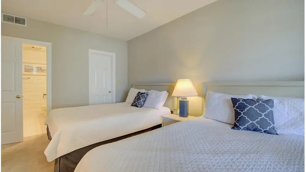 #v100 Dillard 3 Bedrooms 3 Bathrooms Villa
