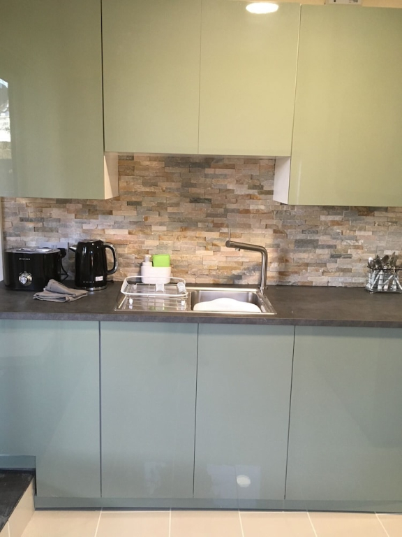 Treetops Apartment 3